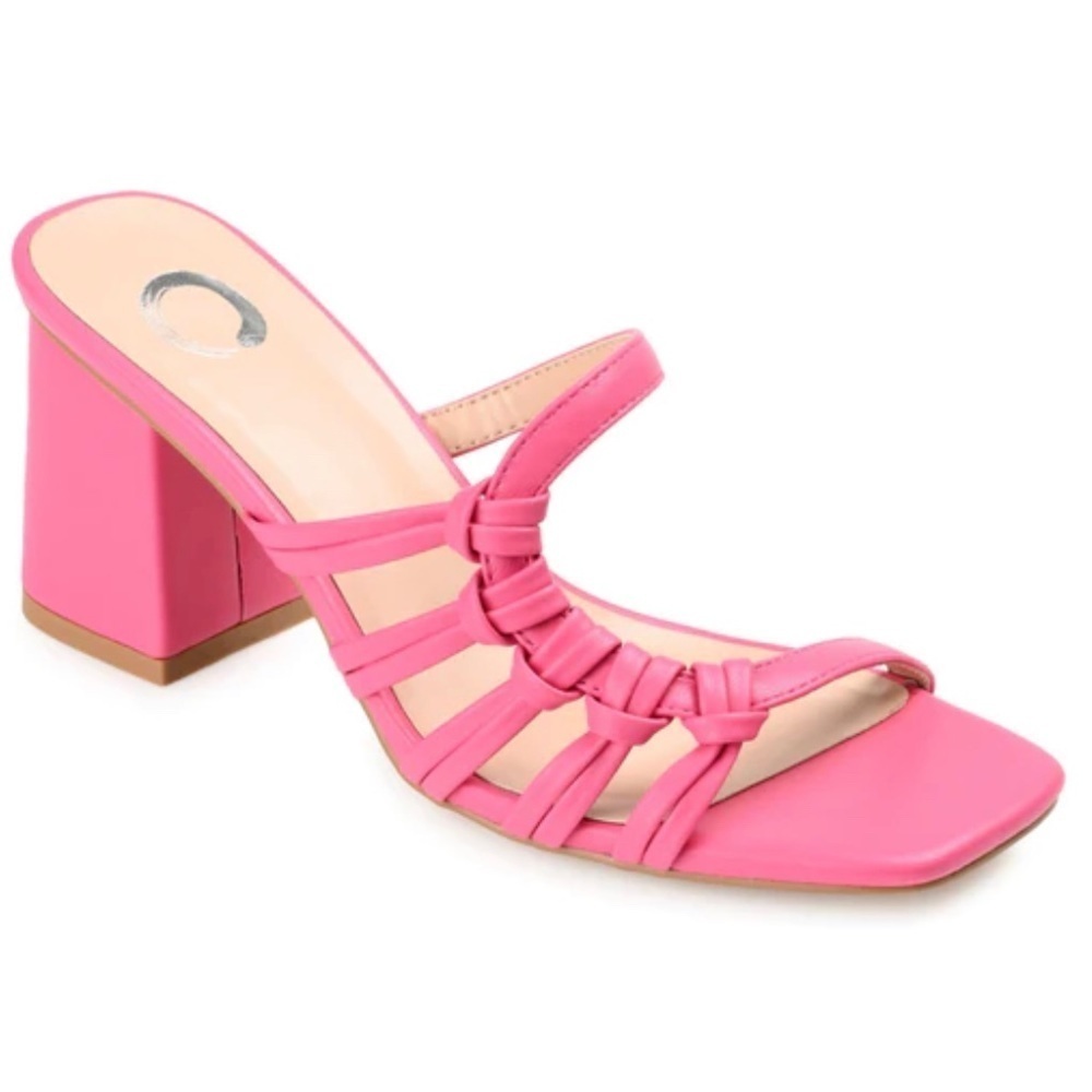Journee Collection Emory heels